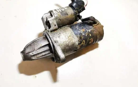 Subaru Forester SF Starter motor 23300AA390 M001T84481