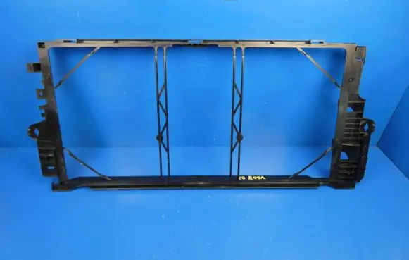 Volvo V60 Radiator mount bracket 31368234