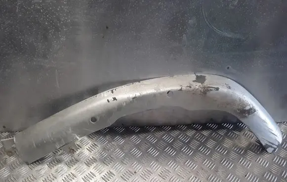 Toyota Corolla Verso AR10 Front bumper lip 768520F020