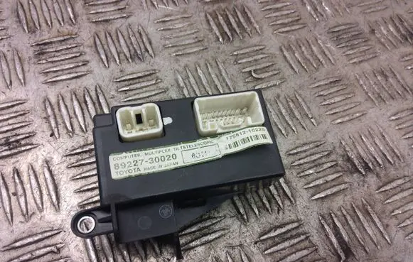 Lexus GS 300 350 430 450H Other control units/modules 89227-30020