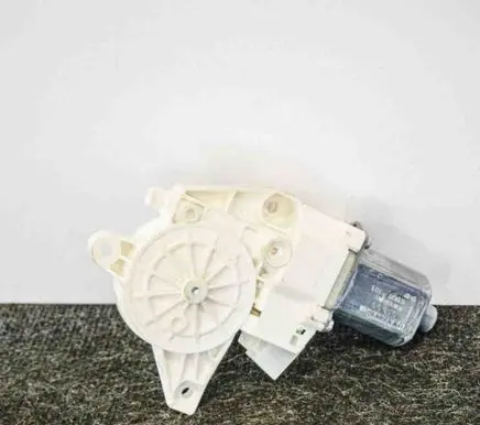 Mercedes-Benz GLS X166 Front door window regulator motor