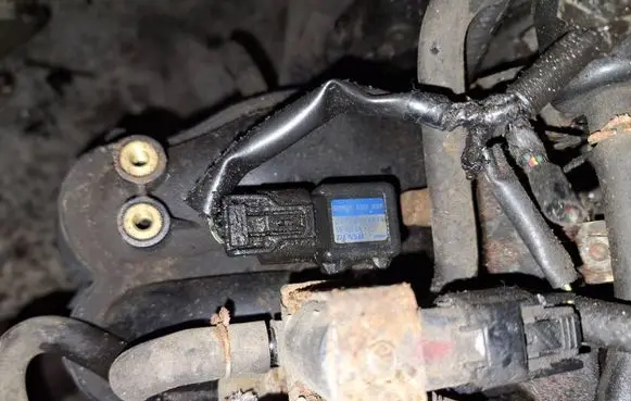 Honda Civic Air pressure sensor 0798005410