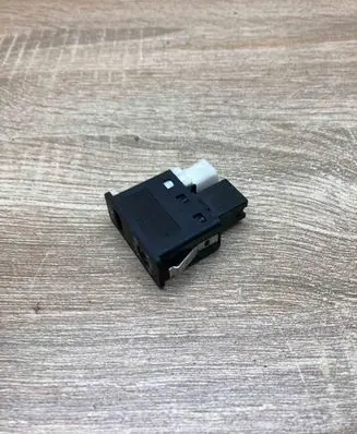 BMW 5 F10 F11 AUX in-socket connector 9237654