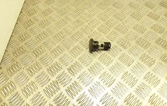 Opel Meriva B 12 V Socket (rear) 13502523