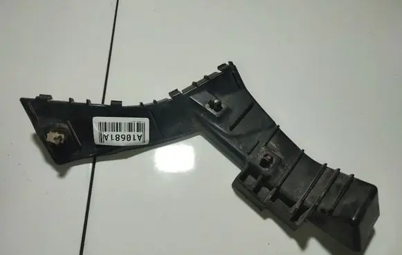Fiat Sedici Front bumper mounting bracket