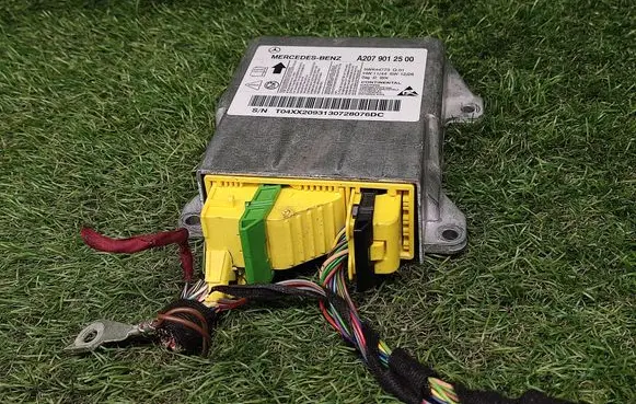 Airbag control unit/module
