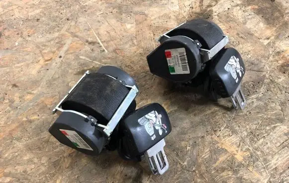 Audi Q7 4L Third row seat belt Q7-4L0