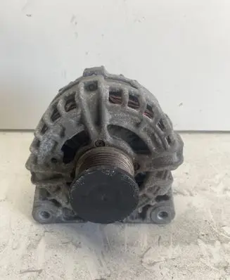 Nissan Qashqai Generator/alternator 231004BE0B F000BL0814