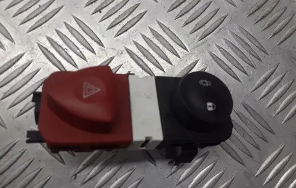Renault Scenic II - Grand scenic II Hazard light switch 8200407416