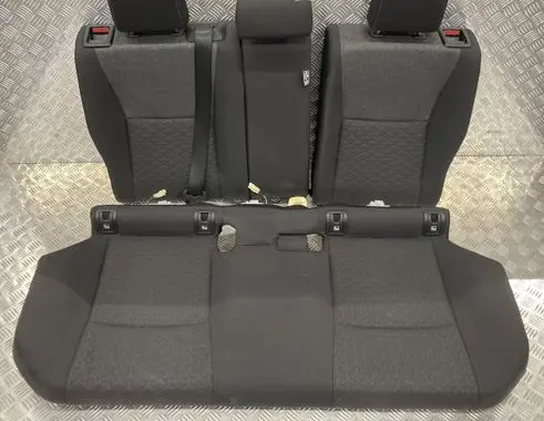 Toyota Yaris Cross Second row seats PK14596