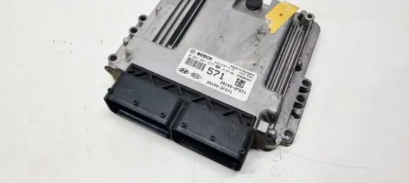 Hyundai Tucson TL Engine control unit/module 391992F571