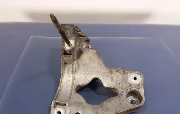 Jeep Grand Cherokee Engine mount vacuum valve VMMT03