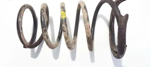 Nissan X-Trail T30 Rear coil spring