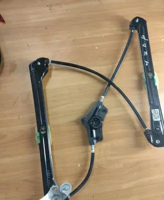 Volkswagen Golf VII Sliding door window regulator with motor 5G4837462F