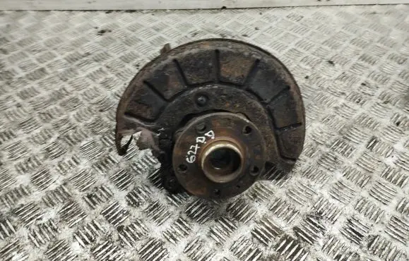 Seat Altea Front wheel hub