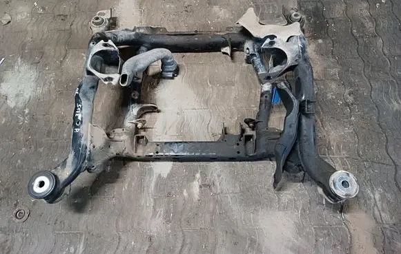 Mercedes-Benz ML W164 Front subframe NOCODE