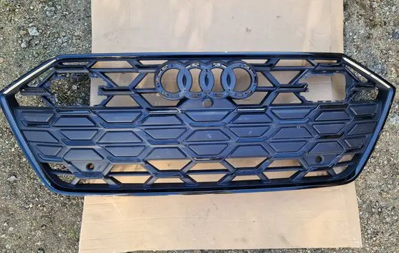 Audi A7 S7 4K8 Front bumper upper radiator grill 4K8853651N