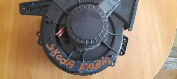 Skoda Fabia Mk1 (6Y) Seat fan/blower 6Q1820015H
