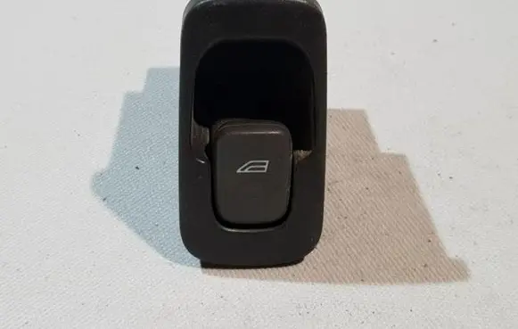 Volvo S80 Electric window control switch 9476695