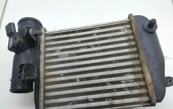 Audi A6 S6 C6 4F Intercooler radiator