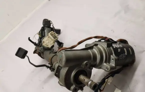 Toyota Yaris Electric power steering pump SPW1913 452000D090 71082045