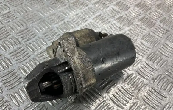 Opel Astra H Starter motor