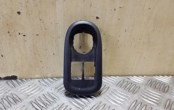 Renault Master III Front door window switch trim 8200637849