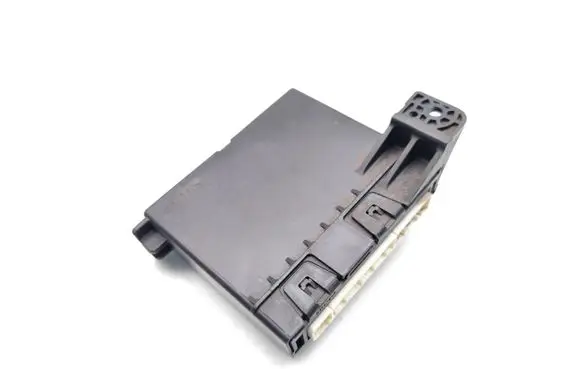 Toyota Avensis T270 Climate control unit 88650-05252 MB177700-8200
