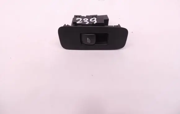Volvo V40 Electric window control switch 31334569 D239