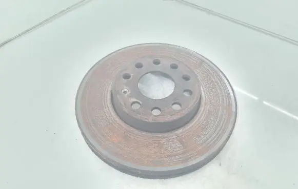 Volkswagen Touran I Front brake disc