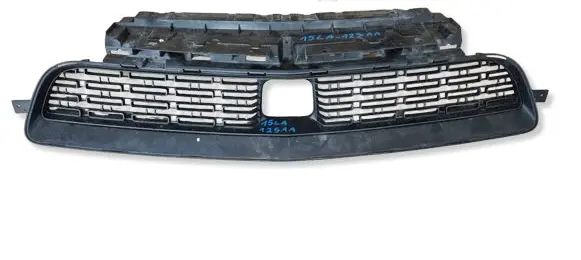 Dodge Challenger Front bumper lower grill 15LA125AA