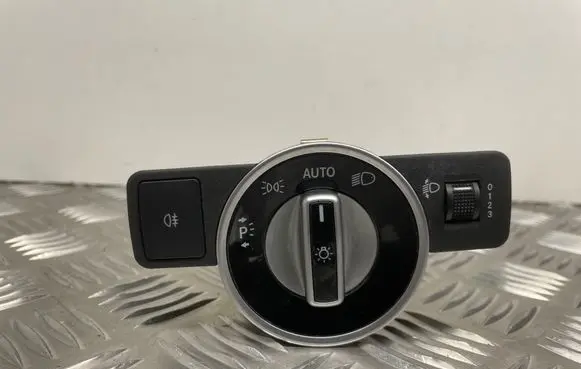 Mercedes-Benz C W204 Light switch