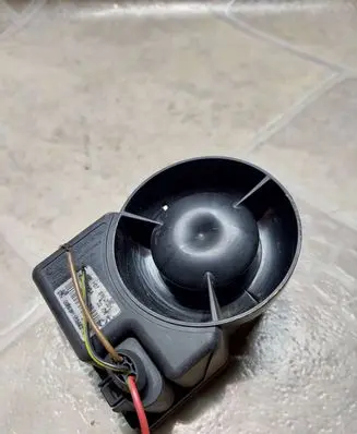 Audi A4 S4 B6 8E 8H Alarm system siren 1K0951605b