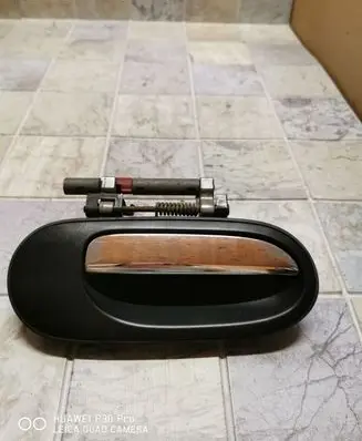 Nissan Almera Tino Front door exterior handle SA830613