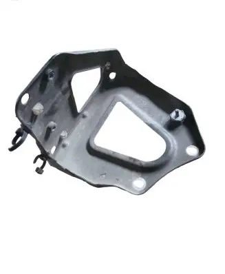 Audi A6 S6 C6 4F Fender mounting bracket 4F0821135