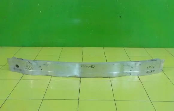 Volkswagen PASSAT B6 Front bumper support beam 8P0807113E