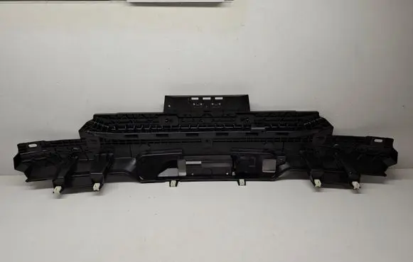 BMW 5 G60 G61 Rear bumper mounting bracket 8084702 51128084702