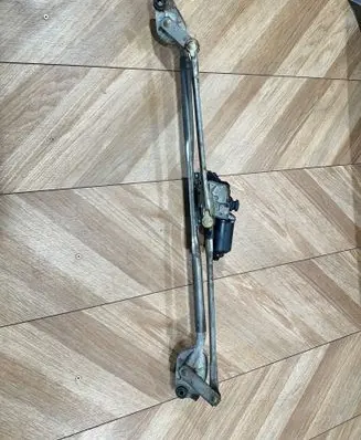 Chrysler 300 - 300C Front wiper linkage and motor 04805711AA 1590108030