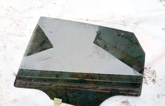 Hyundai Tucson IV NX4 Rear door window glass 