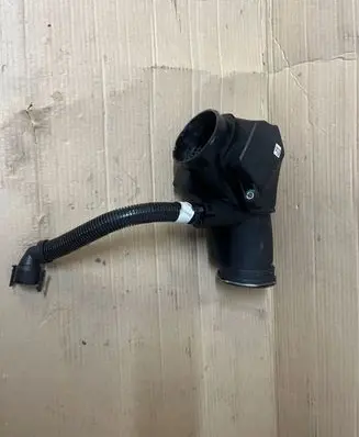 Intake resonator