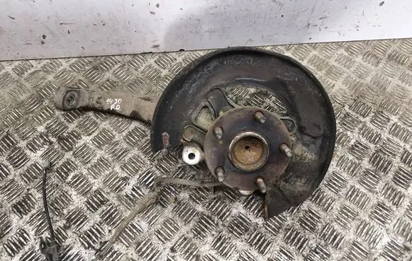 Lexus IS 220D-250-350 Front wheel hub N62R