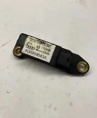 Audi A4 S4 B5 8D Airbag deployment crash/impact sensor 8D0959643A