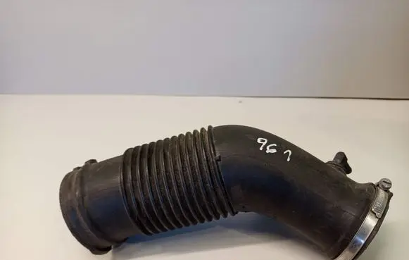 Audi A6 S6 C6 4F Air intake duct part 06E129629E
