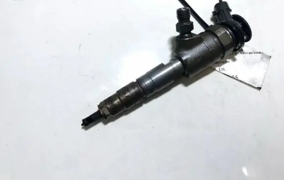 Ford Fiesta Fuel injector 0445110339