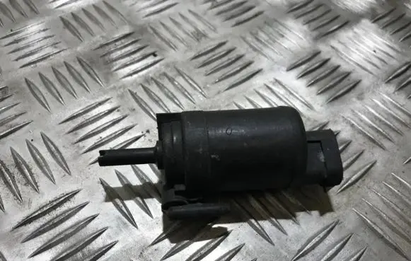 Renault Espace II Windscreen/windshield washer pump 7700802336