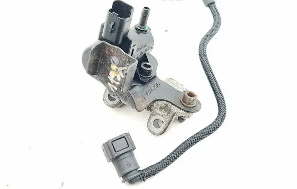 Land Rover Evoque I Vacuum valve 9665456180