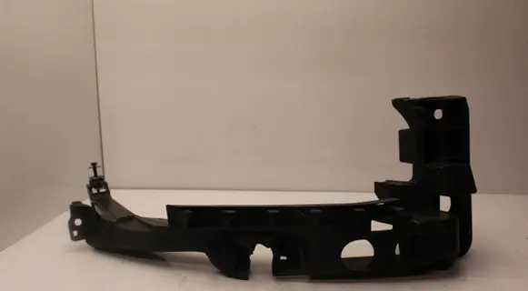 Audi A3 S3 8P Headlight/headlamp mounting bracket 8P0805608