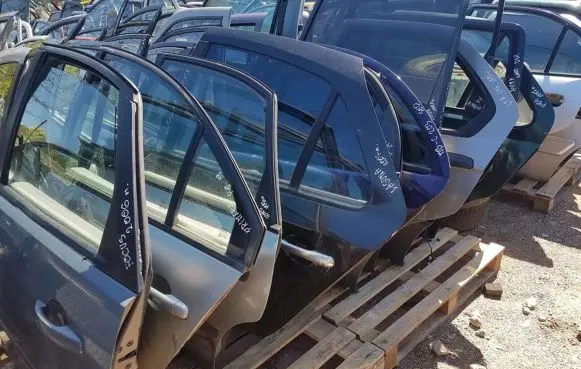 Honda Accord Rear door
