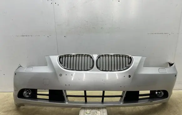 BMW 5 E60 E61 Front bumper 7033694