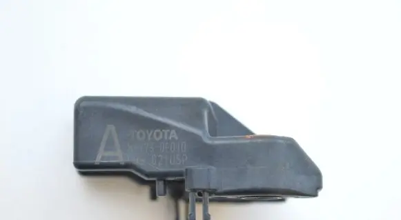 Lexus RX 330 - 350 - 400H Airbag deployment crash/impact sensor 891730E010 90302TUSP